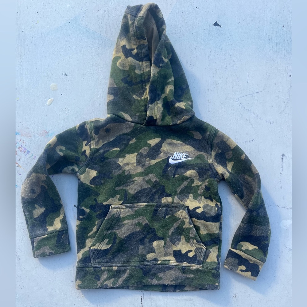 Kid's Nike Hoodie‎ Camo Swish Logo 2T Outdoor Camping Hike Logo Streetwear
